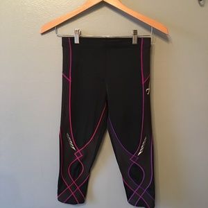 EUC CW-X 3/4 Stabilyx Compression Tights Size M